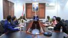 وزير المياه والبيئة يلتقي في عدن ممثلي البرنامج الإنمائ...