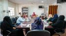 عدن .. اجتماع يناقش التجهيزات المدرسية واستعدادات العام الدراسي الجديد بمديرية صيرة ...