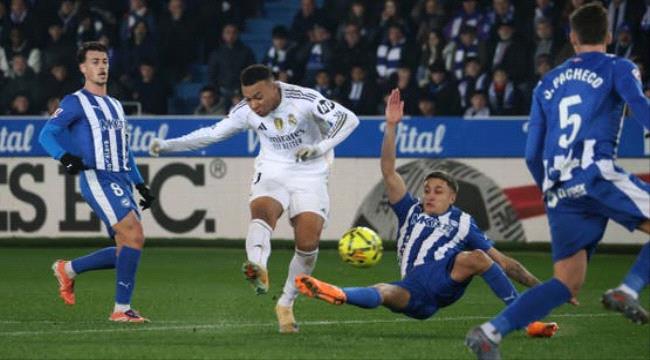 الدوري الإسباني .. ريال مدريد ينجو من ألافيس وألونسو يتنفس ...