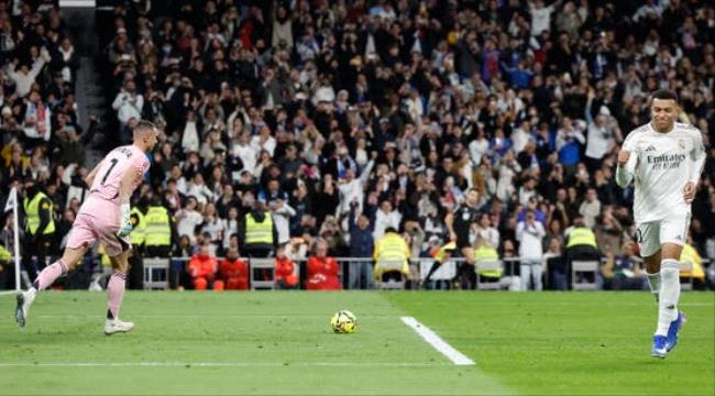 ريال مدريد يفوز على إشبيلية ويواصل مطاردة متصدر الدوري الإسباني برشلونة ...