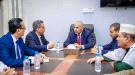 الزُبيدي يتفقد سير العمل في وزارة الإدارة المحلية بالعاصمة عدن ...