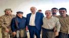 الزُبيدي يزور القائد صلاح الشنفرة ويطمئن على صحته ...